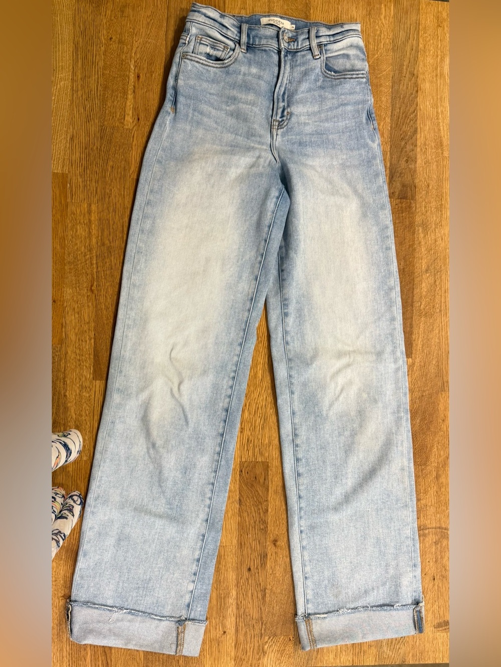 Hidden Light Wash Denim Cuffed Jeans - Picture 8 of 9